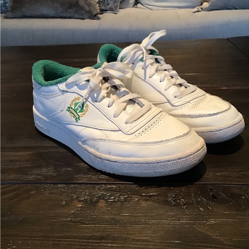 Reebok Sneakers